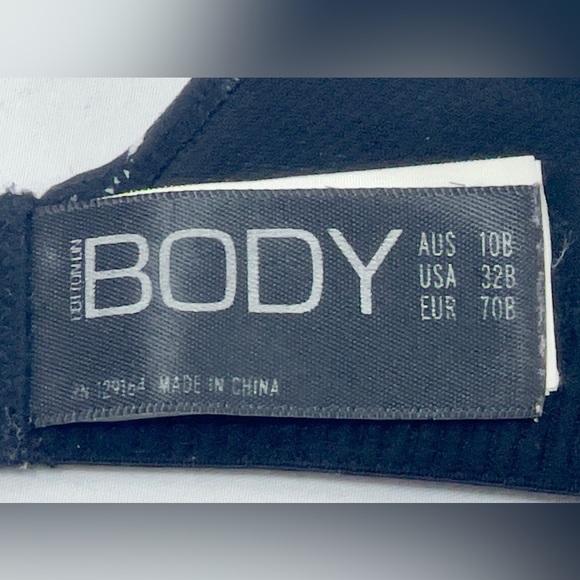 Cotton On Racerback Sports Bra Size 32B - Picture 3 of 3